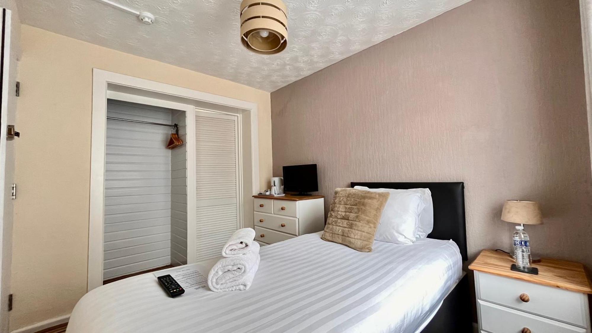 Tusker Lodge (Adults Only) Torquay Εξωτερικό φωτογραφία